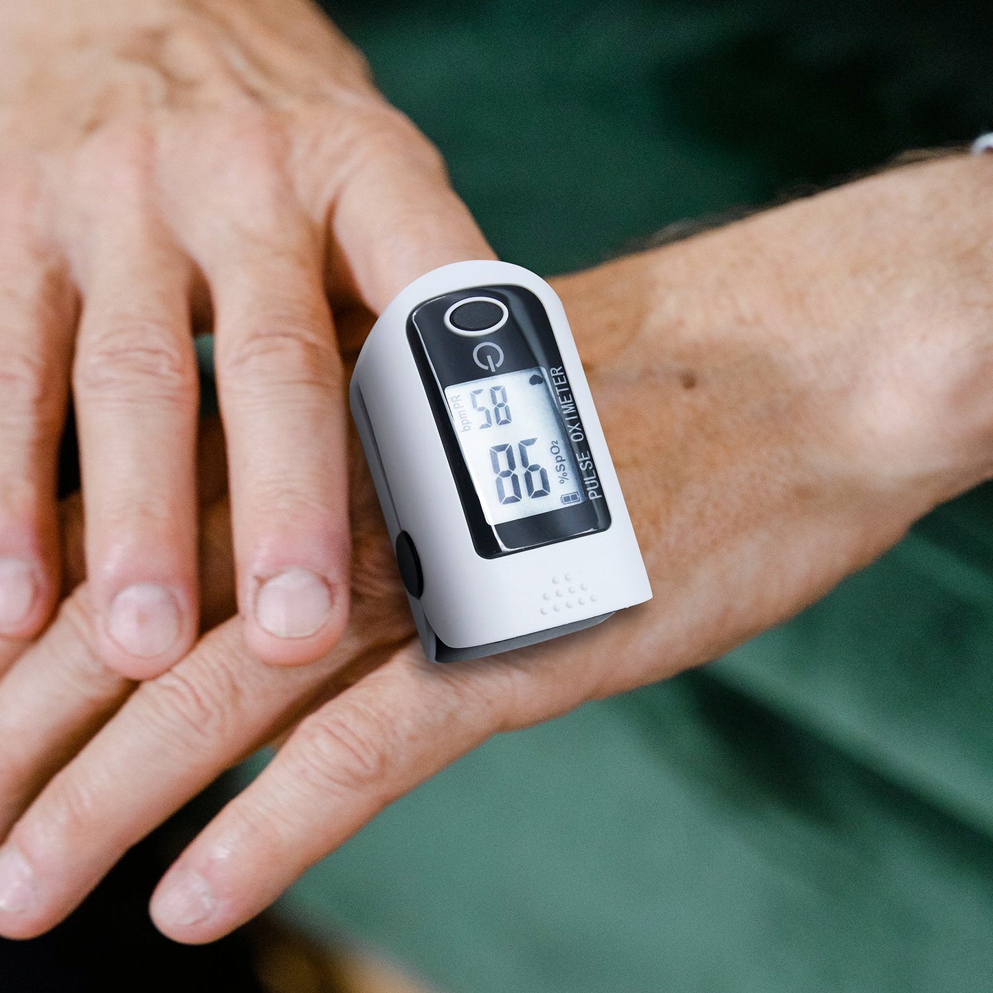 Fingertip Pulse Oximeter Blood Oxygen Meter SpO2 Monitor, Blood Oxygen